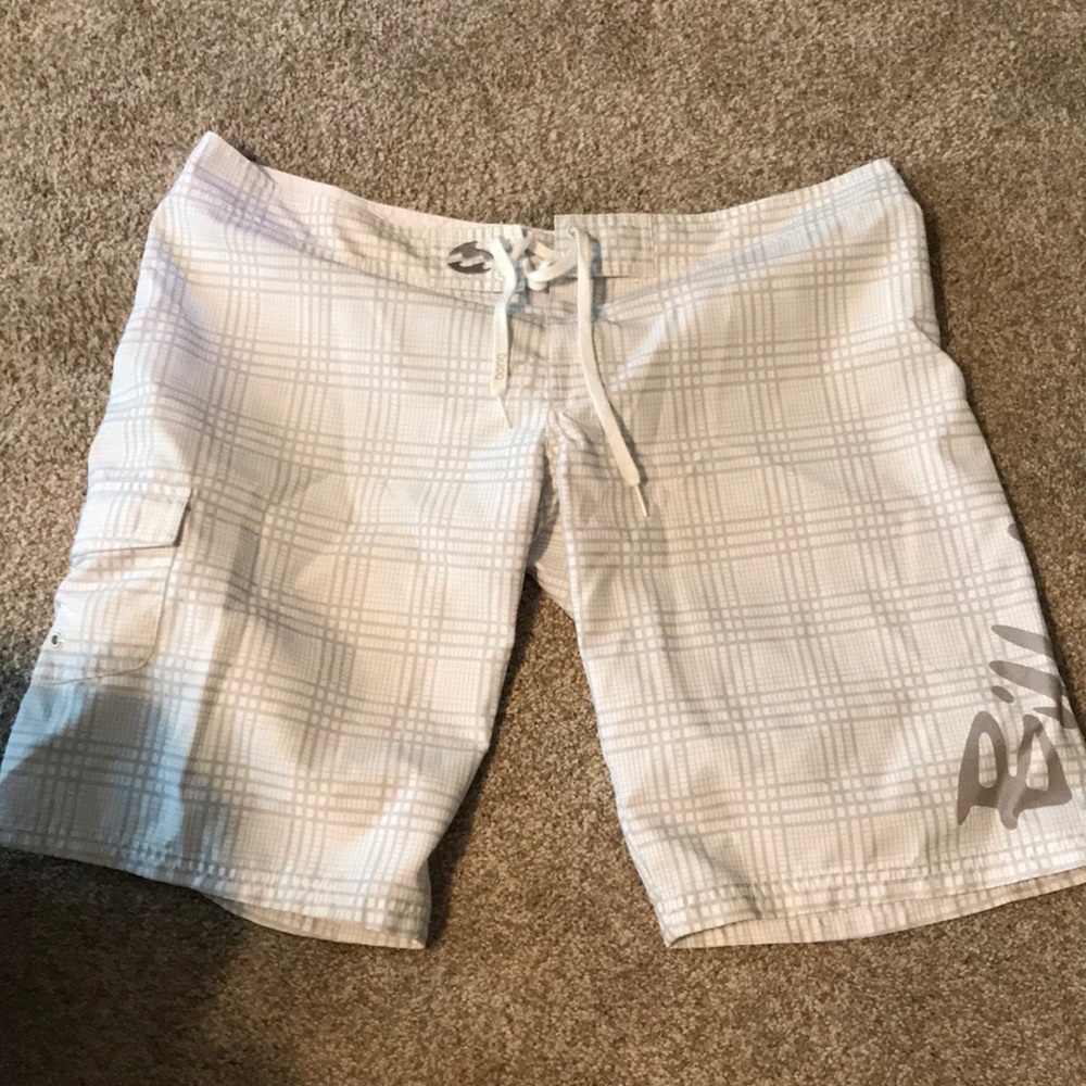 Billabong women’s size 11 board shorts